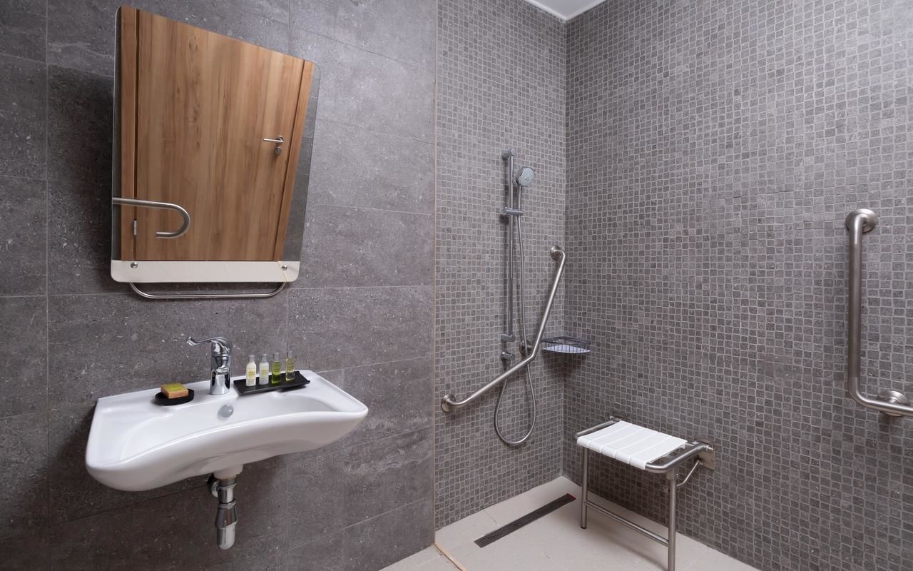 Отель DoubleTree by Hilton Almaty Алматы-18