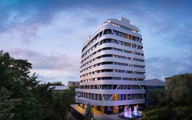 Отель DoubleTree by Hilton Almaty Алматы-3