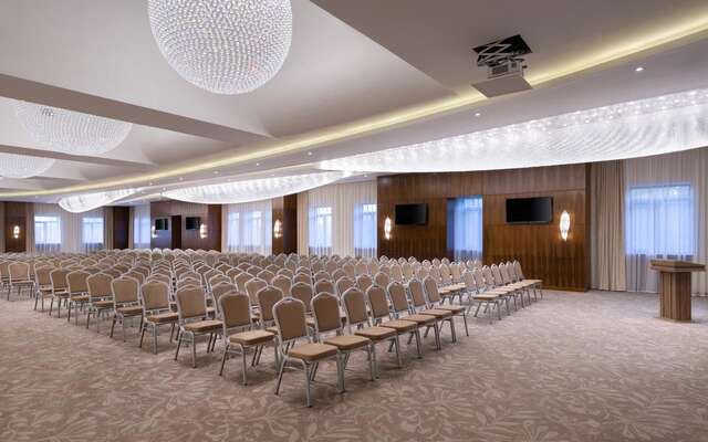 Отель DoubleTree by Hilton Almaty Алматы-35