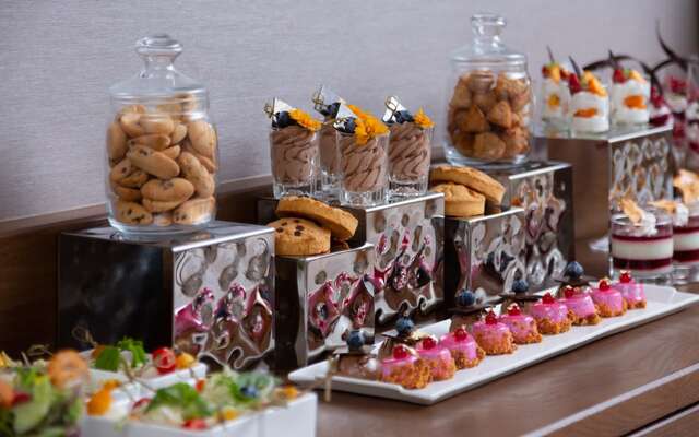 Отель DoubleTree by Hilton Almaty Алматы-39